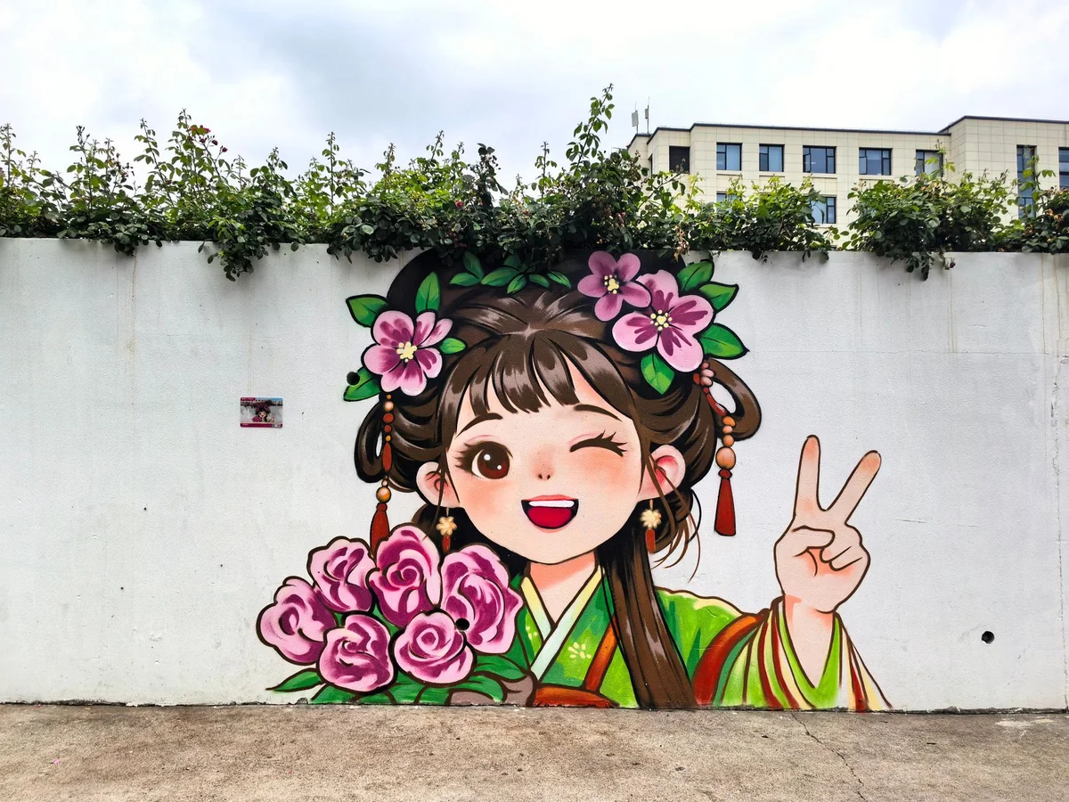 按用途挑选专题时的浏览场景，屏幕上并排显示多个专题入口